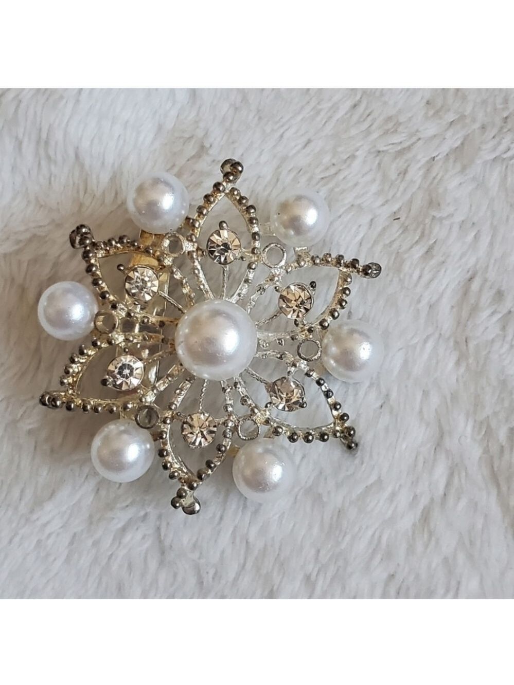 Faux Pearl Rhinestone Brooch Pin - Picture 5 of 6